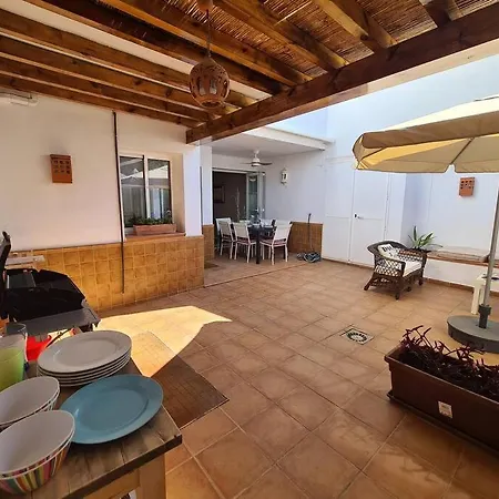 Villa Townhouse In - Walking Distance To Puerto Banus Marbellac
